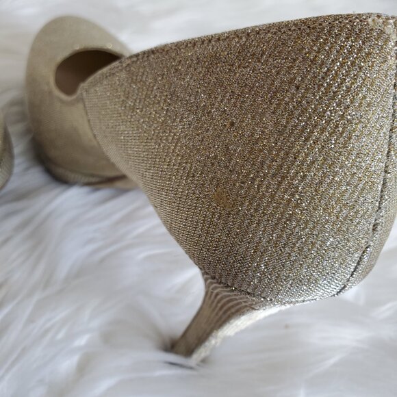Fioni Night Gold Stardust Round Toe Platform Heels SZ 8 - Picture 11 of 12